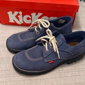 Vintage Kickers Blue Lace-Up Shoes with White Stitching